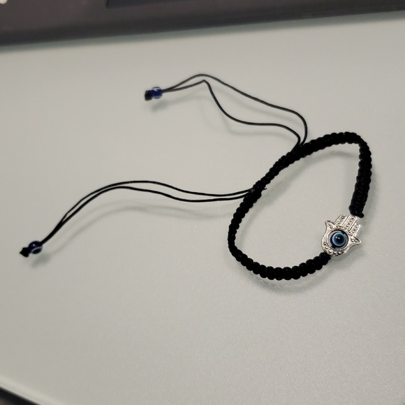 "Hamsa" Readjustable Bracelet - Picture 2 of 3